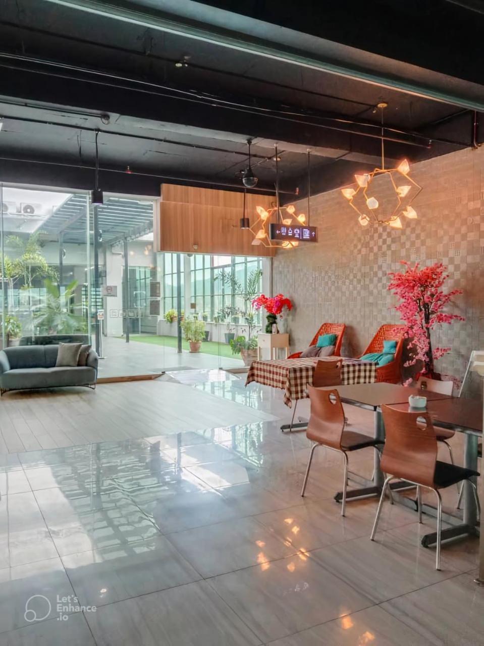 Hotel Langkasuka Langkawi Kuah Exterior foto